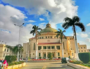 التسجيل في جامعة القاهرة للوافدين [current_year]
