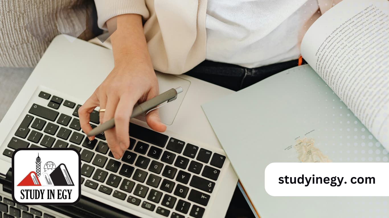 نظام الساعات المعتمدة في جامعة القاهرة